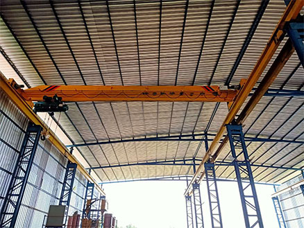 Single girder overhead crane