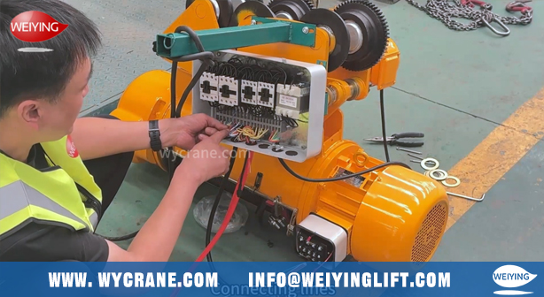 Electric wire rope hoist control box wiring connection